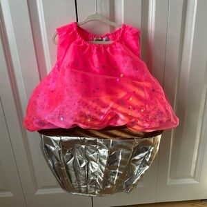 Cupcake costume for toddlers